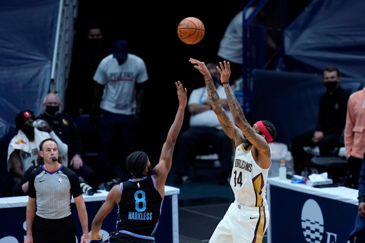  福克斯关键助攻国王加时力克勇士止连败