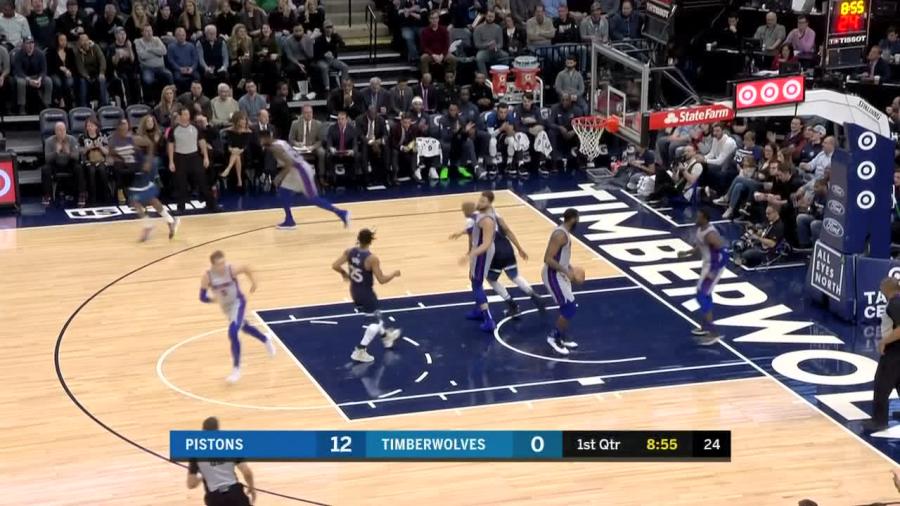  水晶宫边路突破犀利连入两球拿下关键保级战