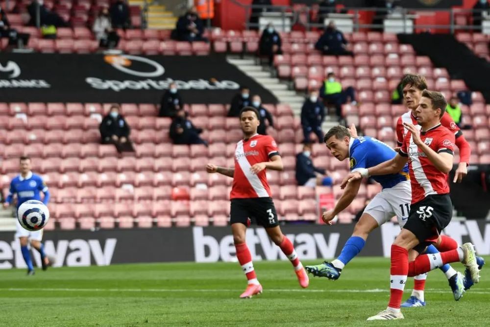  南安普顿圣徒觉醒主场大胜布莱顿海鸥